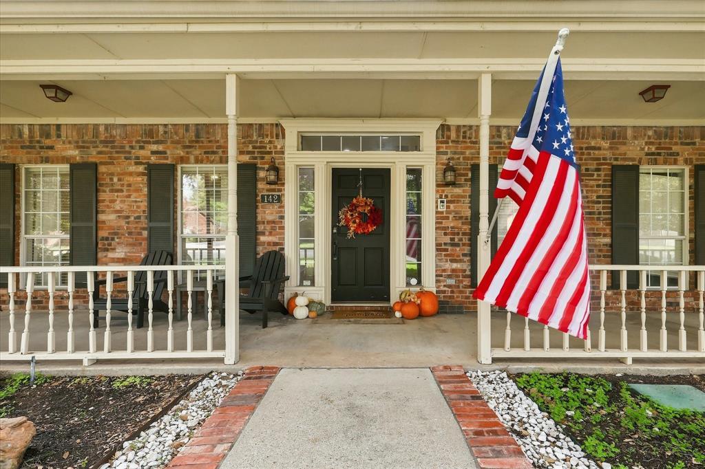 142 Whispering Hills Drive, Coppell, TX 75019