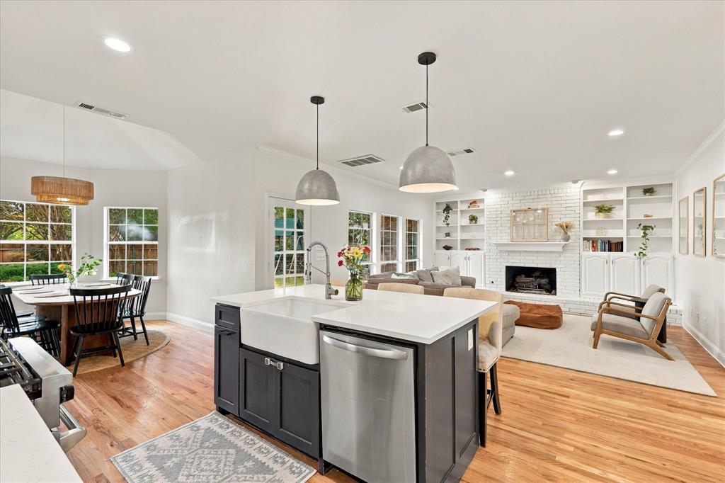 142 Whispering Hills Drive, Coppell, TX 75019