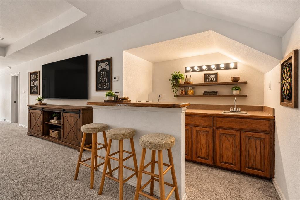 Game Room - Wet Bar