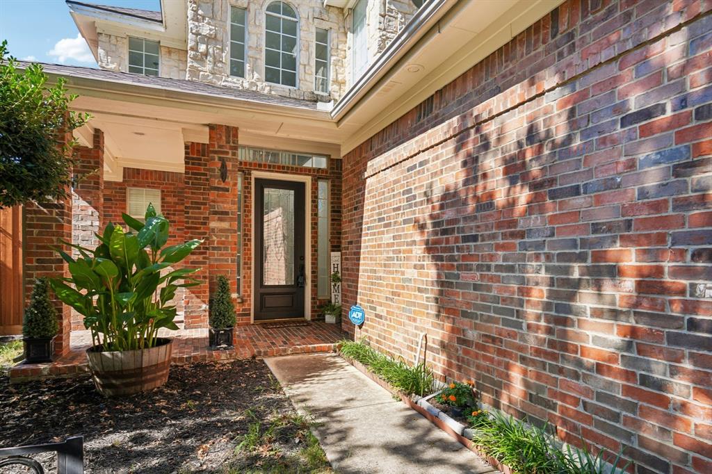 4405 Meadowcove Drive, Rowlett, TX 75088