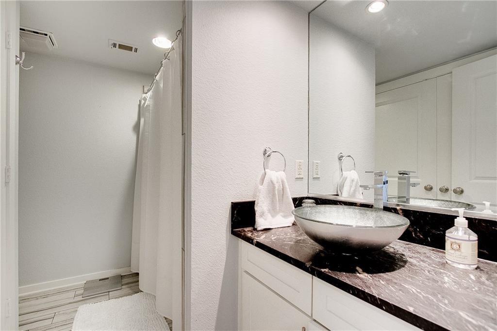 5111 Manett Street, #203, Dallas, TX 75206