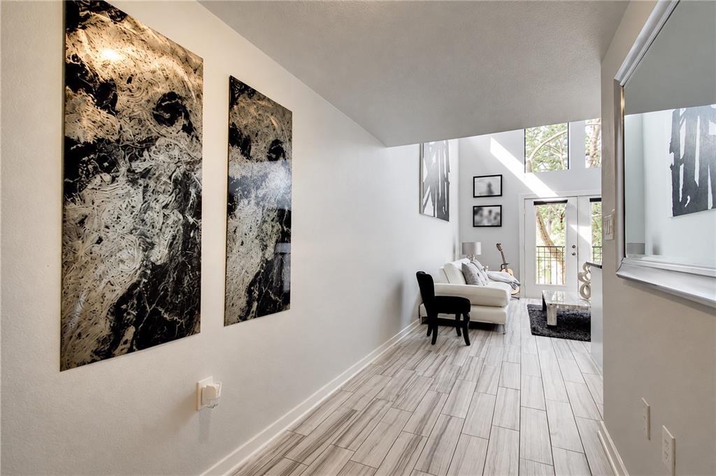 5111 Manett Street, #203, Dallas, TX 75206