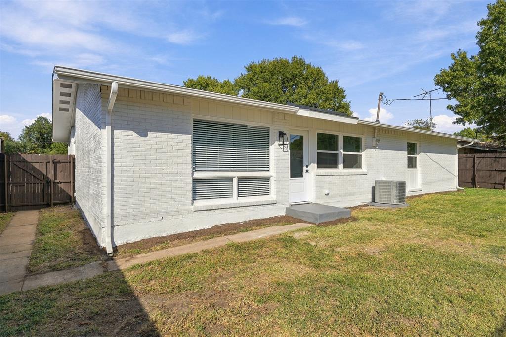 3560 High Bluff Drive, Dallas, TX 75234