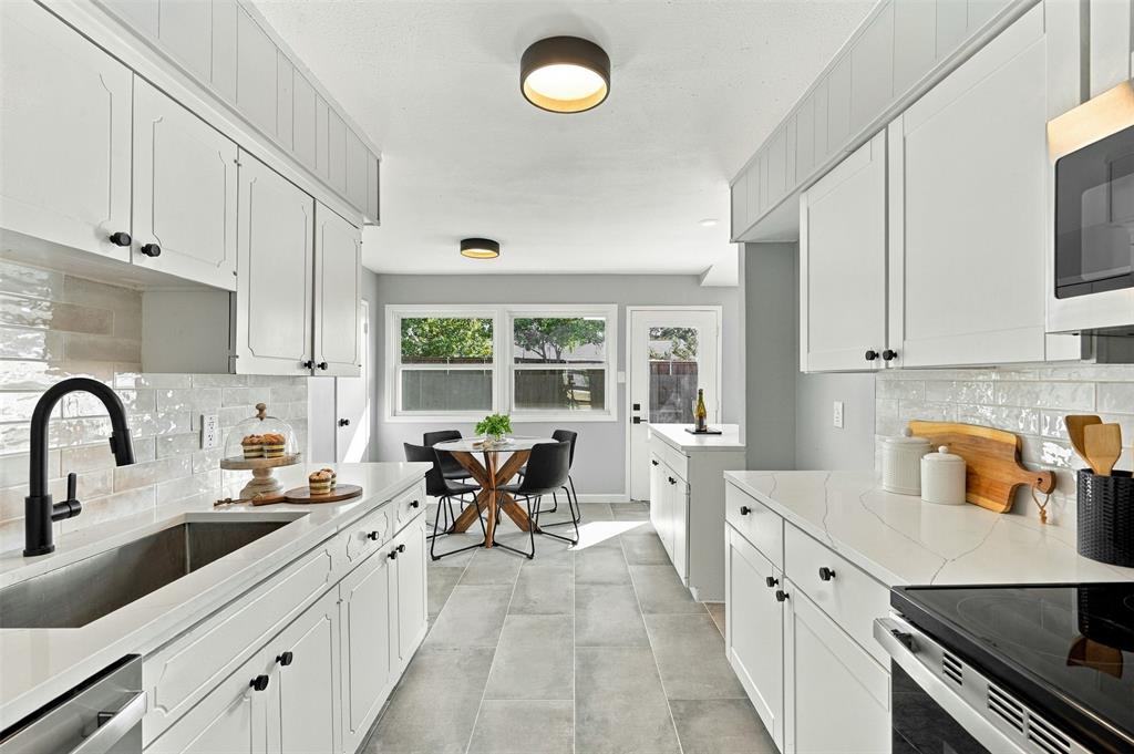 3560 High Bluff Drive, Dallas, TX 75234