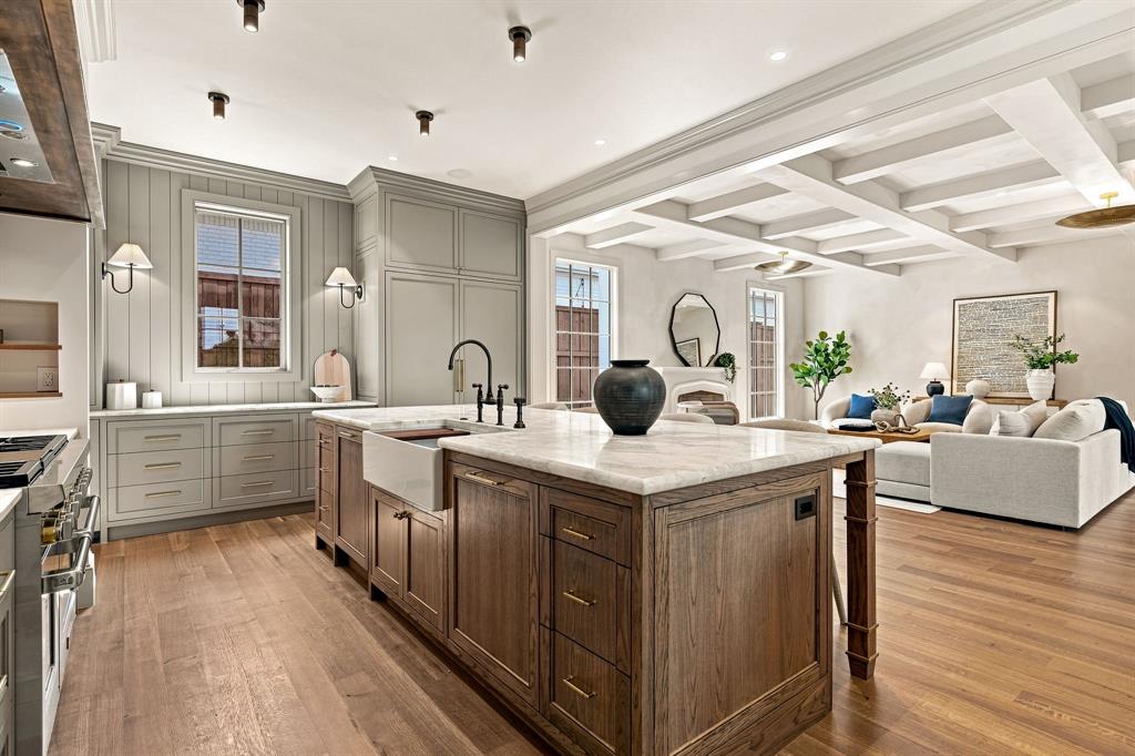 6526 Woodland Drive, Dallas, TX 75225