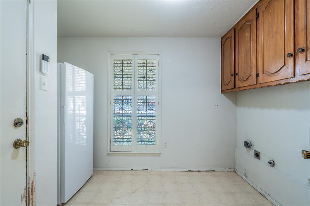 7008 Leameadow Drive, Dallas, TX 75248