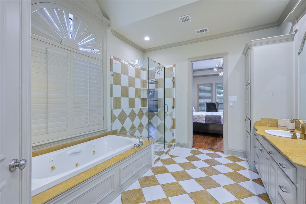 5624 Gillum Drive, Plano, TX 75093