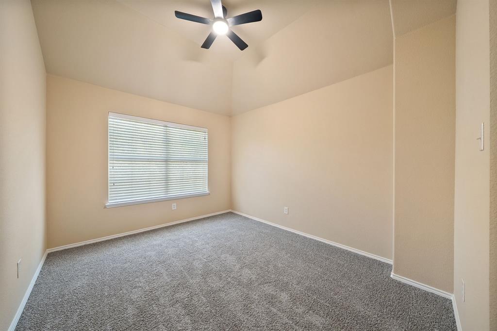 904 Amherst Drive, DeSoto, TX 75115