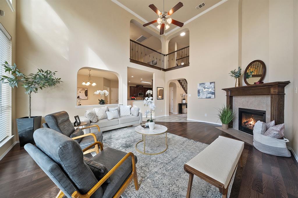 904 Amherst Drive, DeSoto, TX 75115