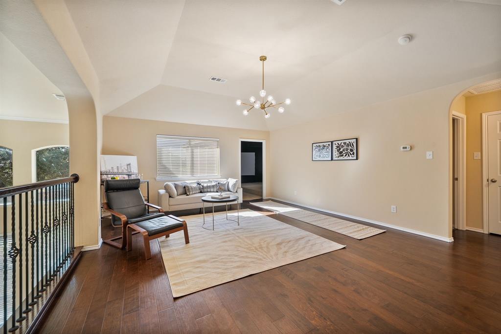 904 Amherst Drive, DeSoto, TX 75115
