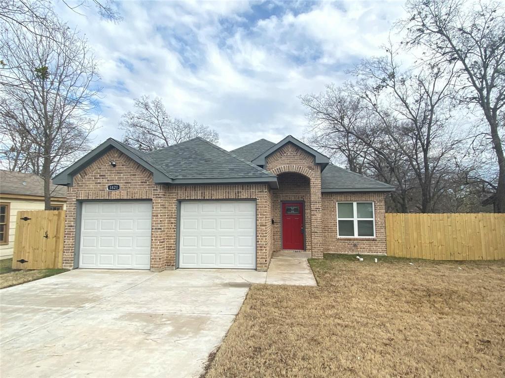 1821 Wellington Street, Greenville, TX 75401