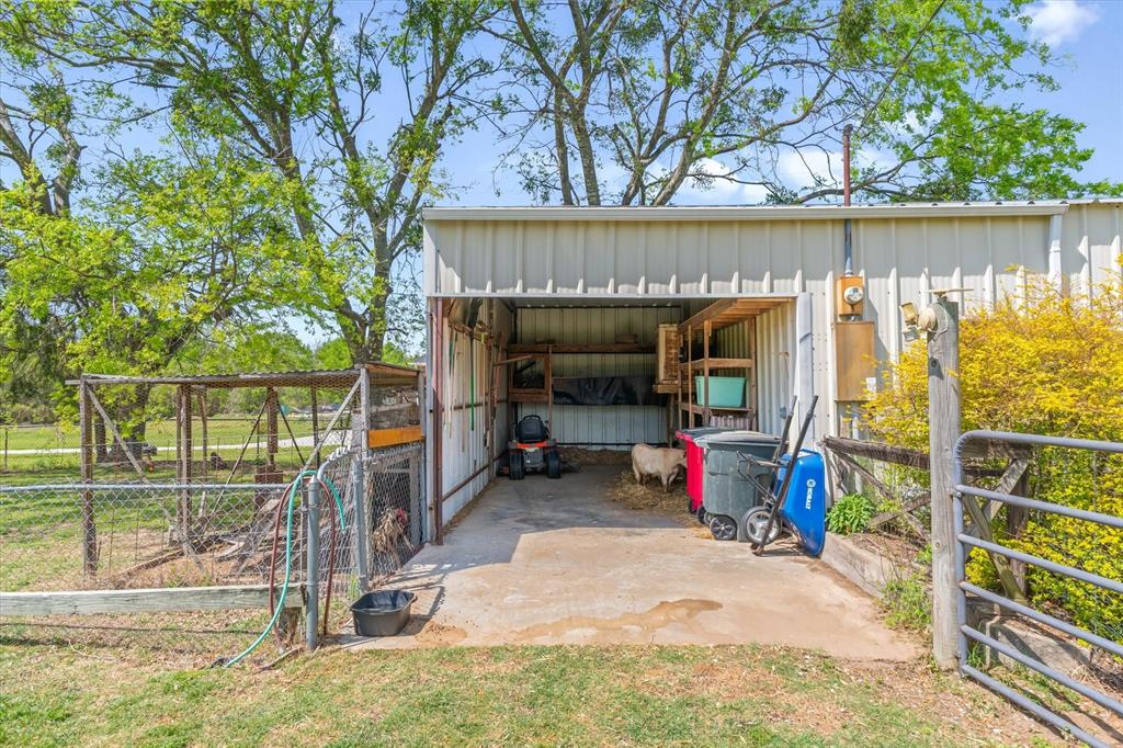 7142 S Fm 148, Kaufman, TX 75142