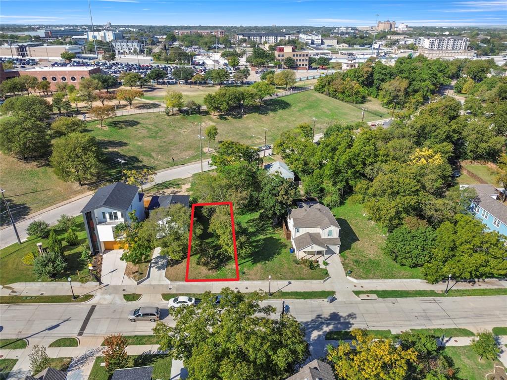 425 N Denley Drive, Dallas, TX 75203