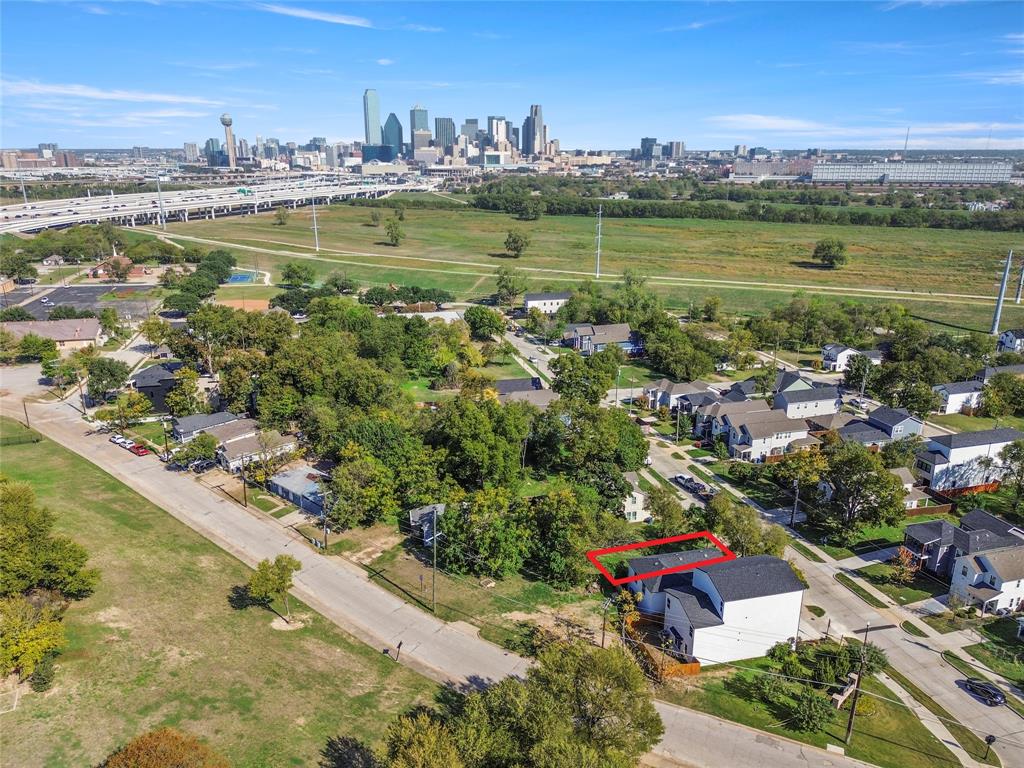 425 N Denley Drive, Dallas, TX 75203