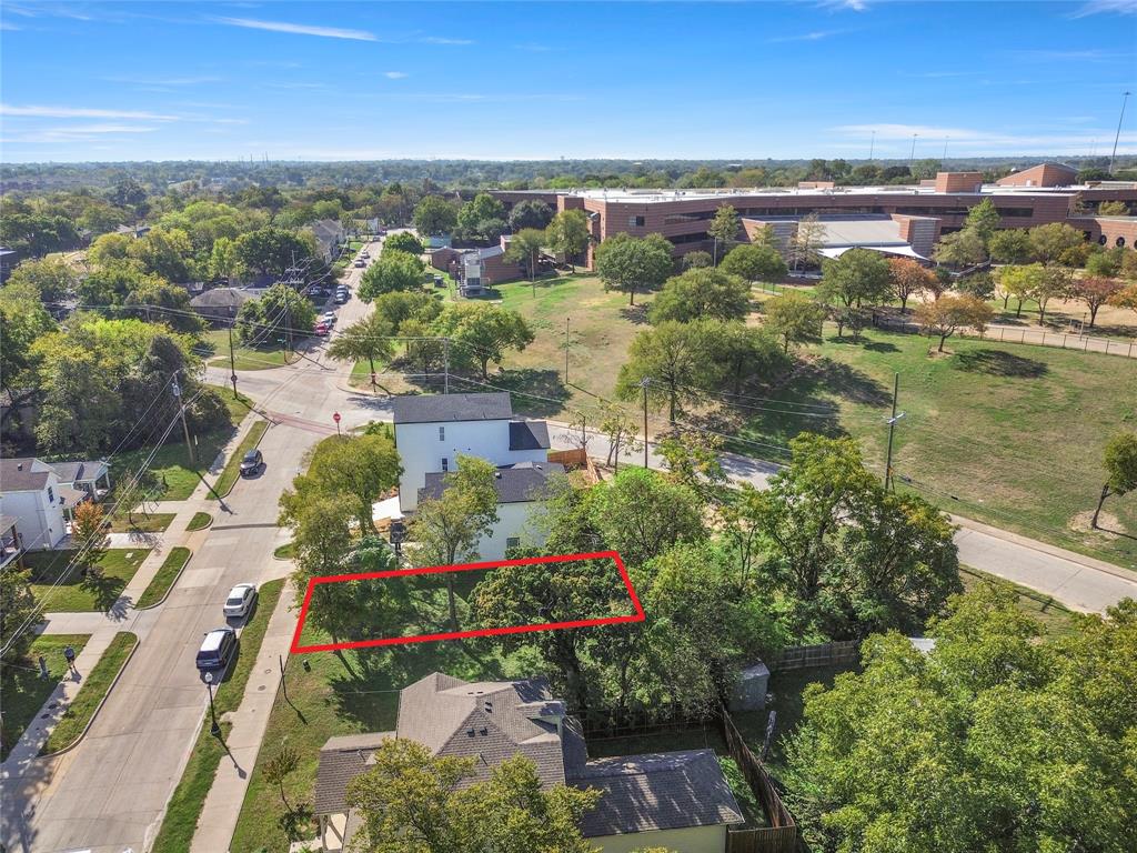 425 N Denley Drive, Dallas, TX 75203