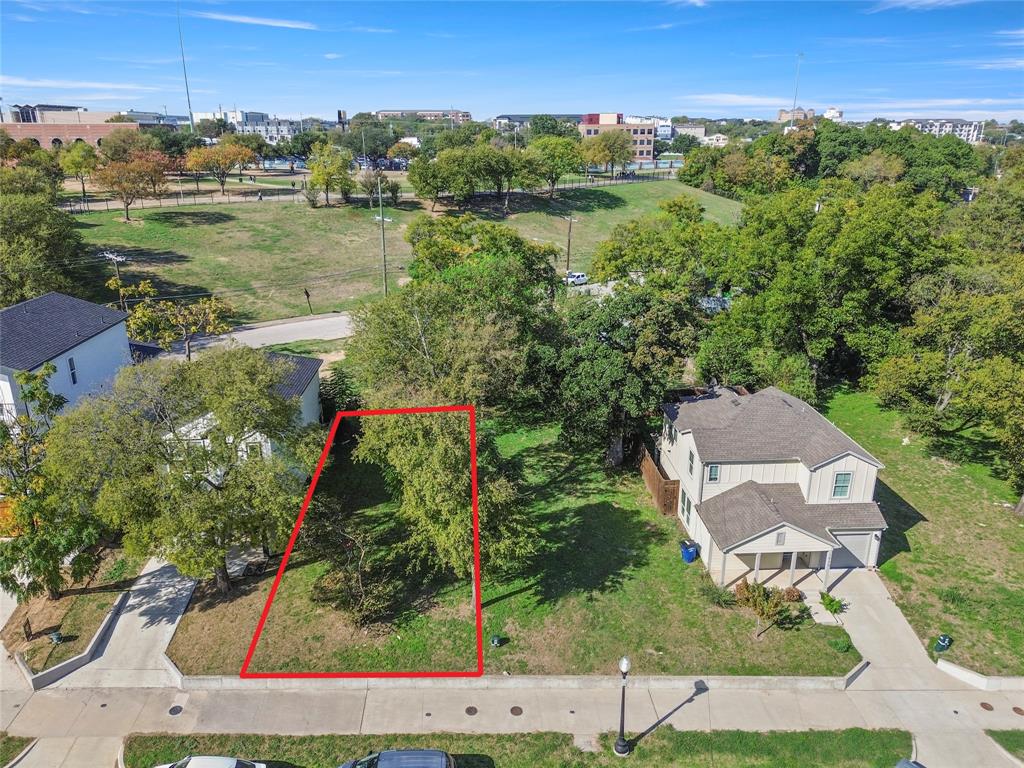 425 N Denley Drive, Dallas, TX 75203