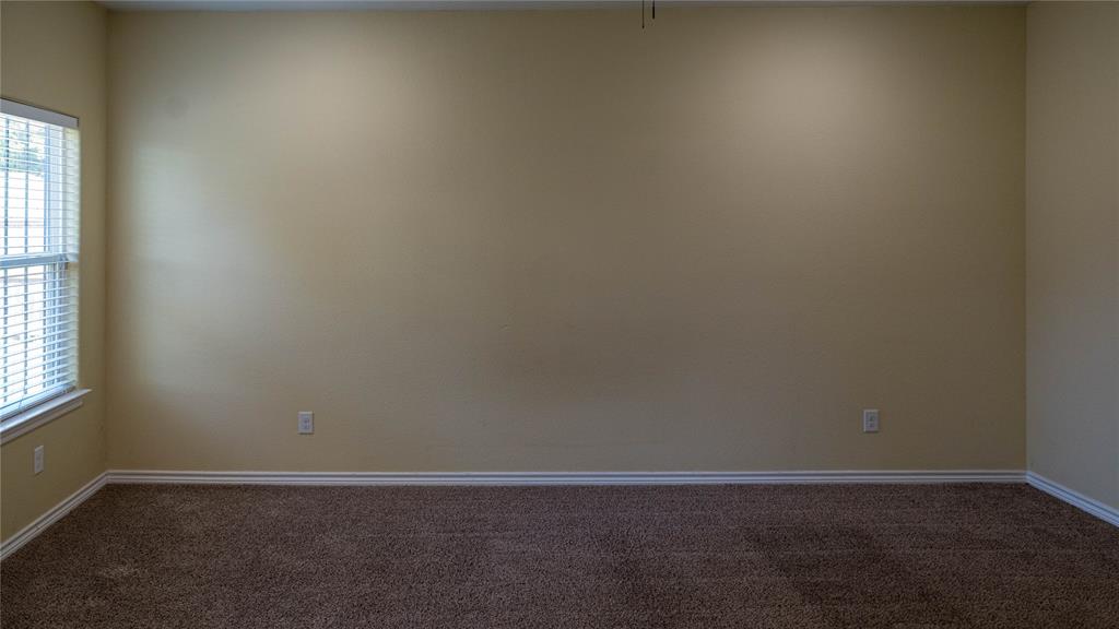 2701 Easter Avenue, Dallas, TX 75216