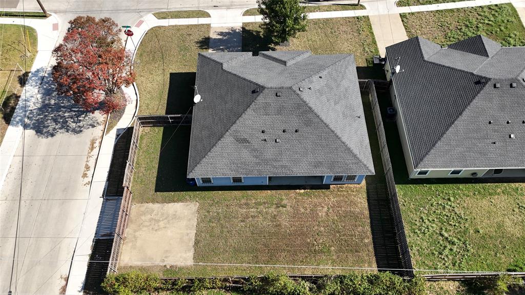 2701 Easter Avenue, Dallas, TX 75216
