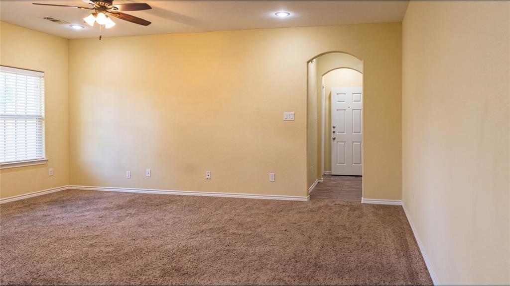 2701 Easter Avenue, Dallas, TX 75216