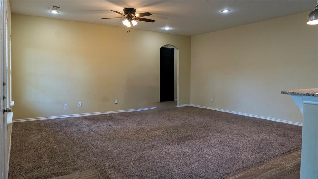 2701 Easter Avenue, Dallas, TX 75216