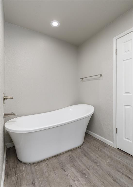 9703 Springtree Lane, Dallas, TX 75243