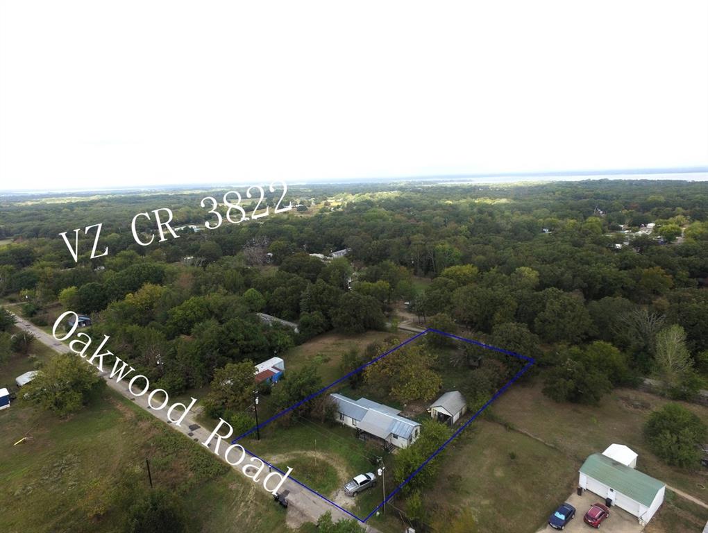 2492 Oakwood Drive, Wills Point, TX 75169