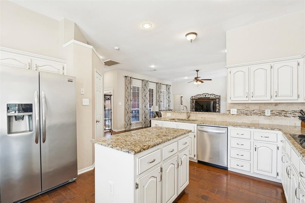 439 Lakehurst Drive, Murphy, TX 75094