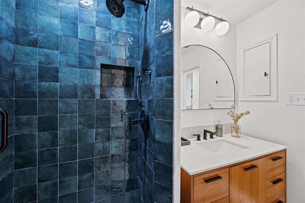 6127 Bandera Avenue, #D, Dallas, TX 75225