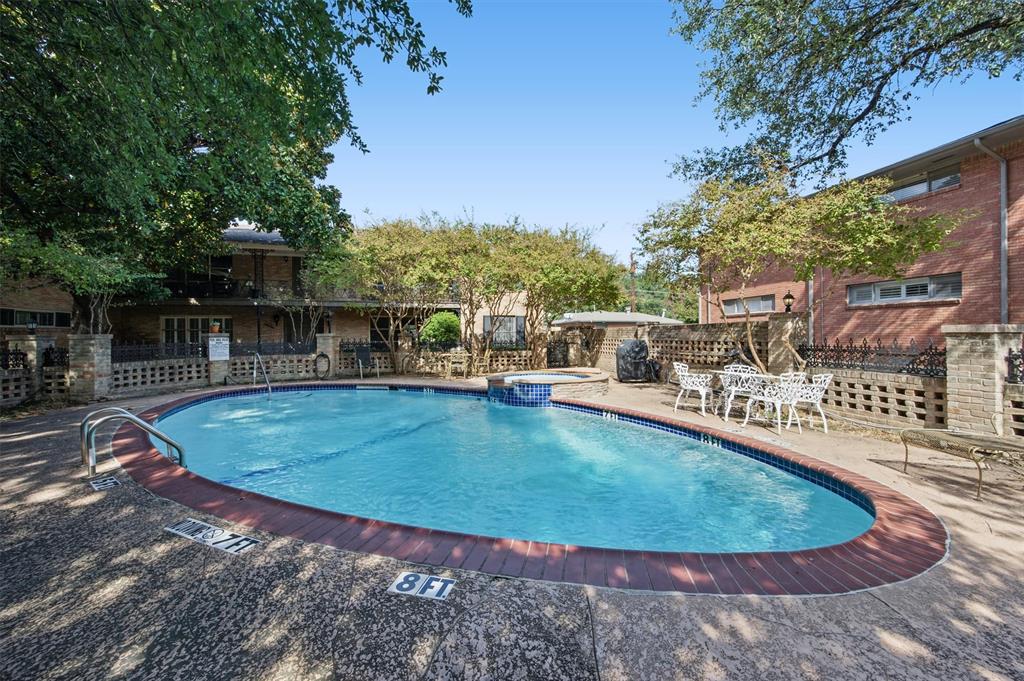 6127 Bandera Avenue, #D, Dallas, TX 75225