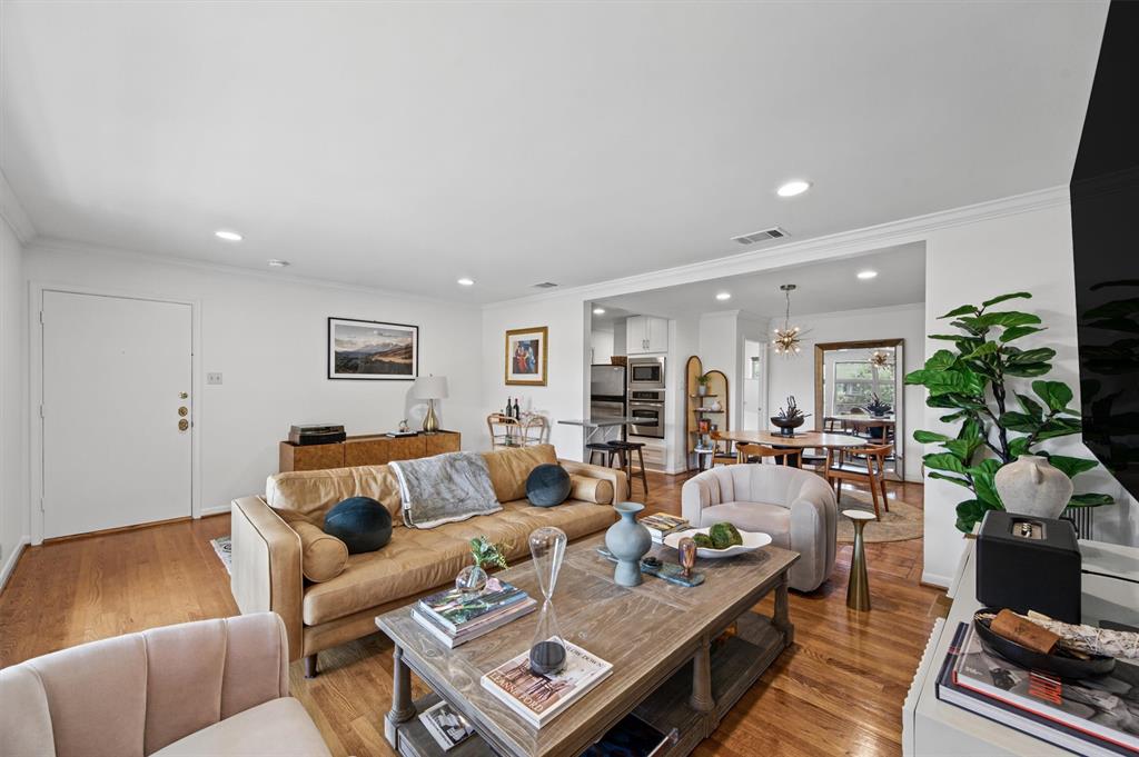 6127 Bandera Avenue, #D, Dallas, TX 75225