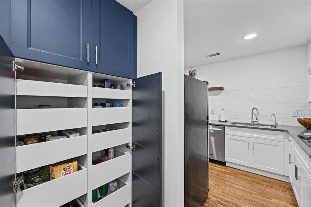 6127 Bandera Avenue, #D, Dallas, TX 75225