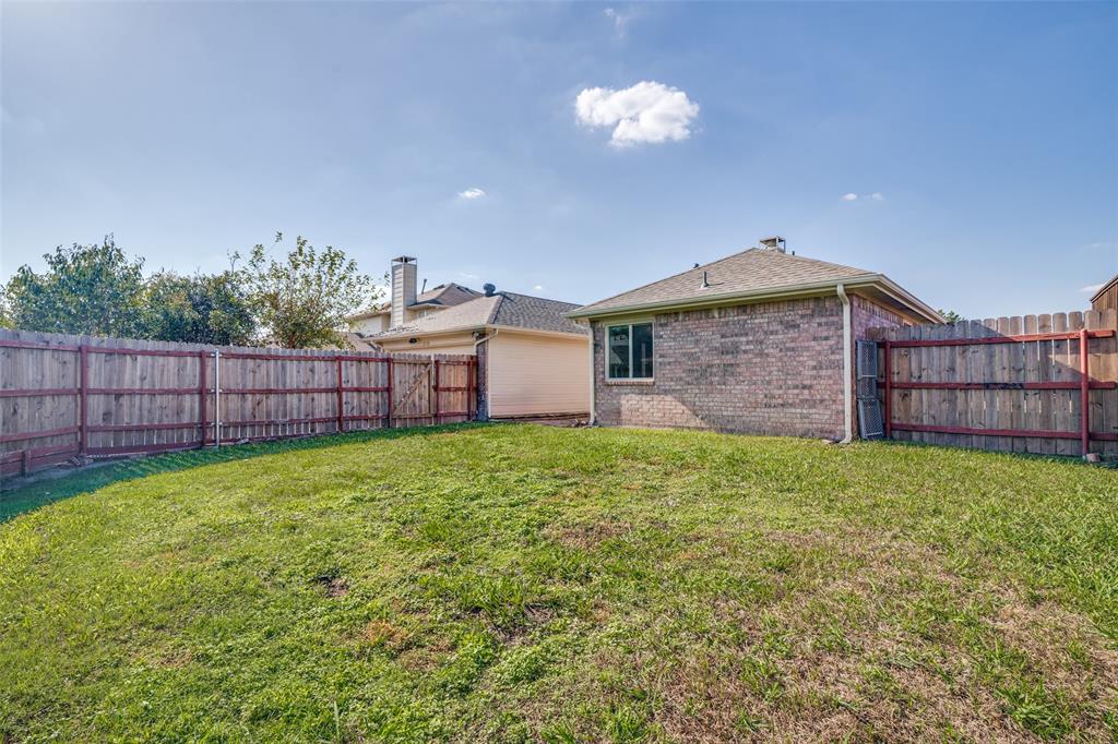 2520 Walnut Creek Drive, Mesquite, TX 75181