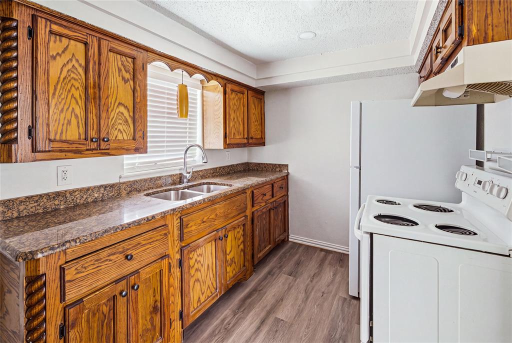 4127 Opal Avenue, Dallas, TX 75216 4127 Opal Avenue, Dallas, TX 75216