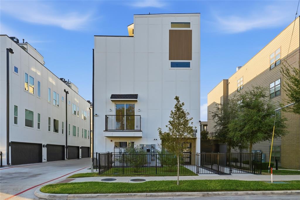 4319 San Jacinto Street, #101, Dallas, TX 75204