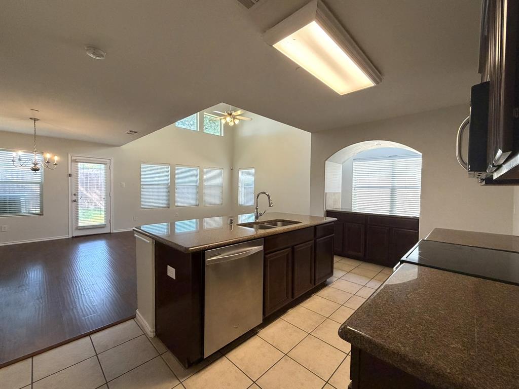 5405 Crimson Oaks Drive, Frisco, TX 75035