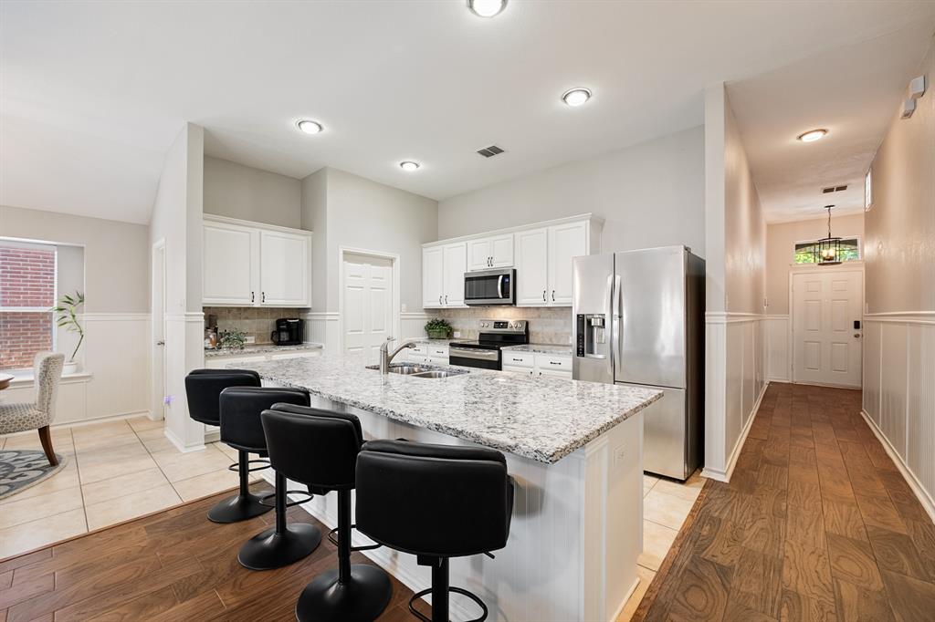 836 Bowie Drive, Lavon, TX 75166