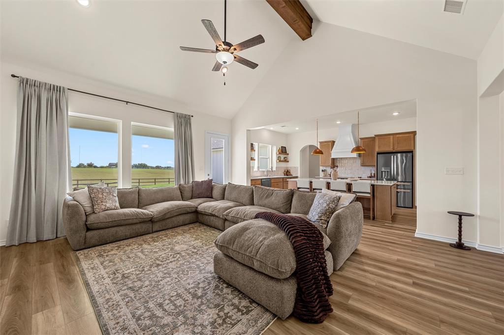 409 Blue Cut Road S, Moody, TX 76557
