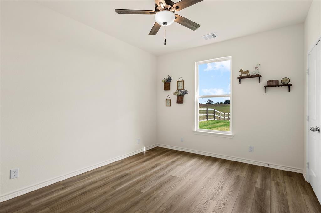 409 Blue Cut Road S, Moody, TX 76557