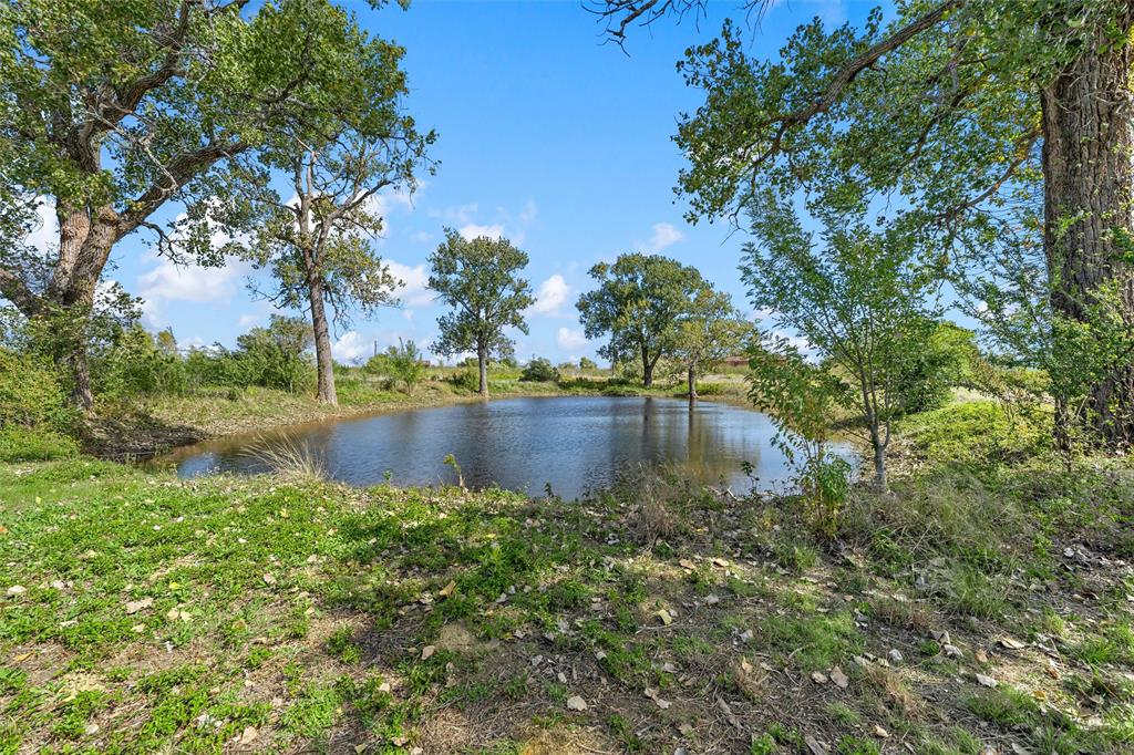409 Blue Cut Road S, Moody, TX 76557