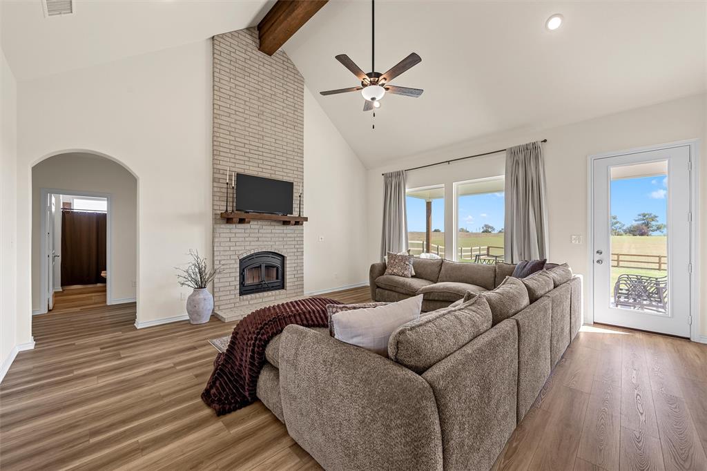 409 Blue Cut Road S, Moody, TX 76557