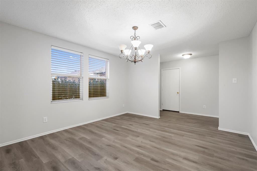 2119 Oryx Lane, Grand Prairie, TX 75052