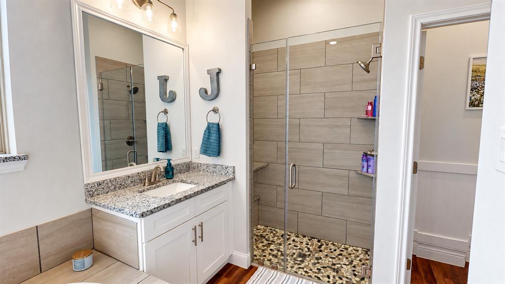 901 Blaine Street, Athens, TX 75751
