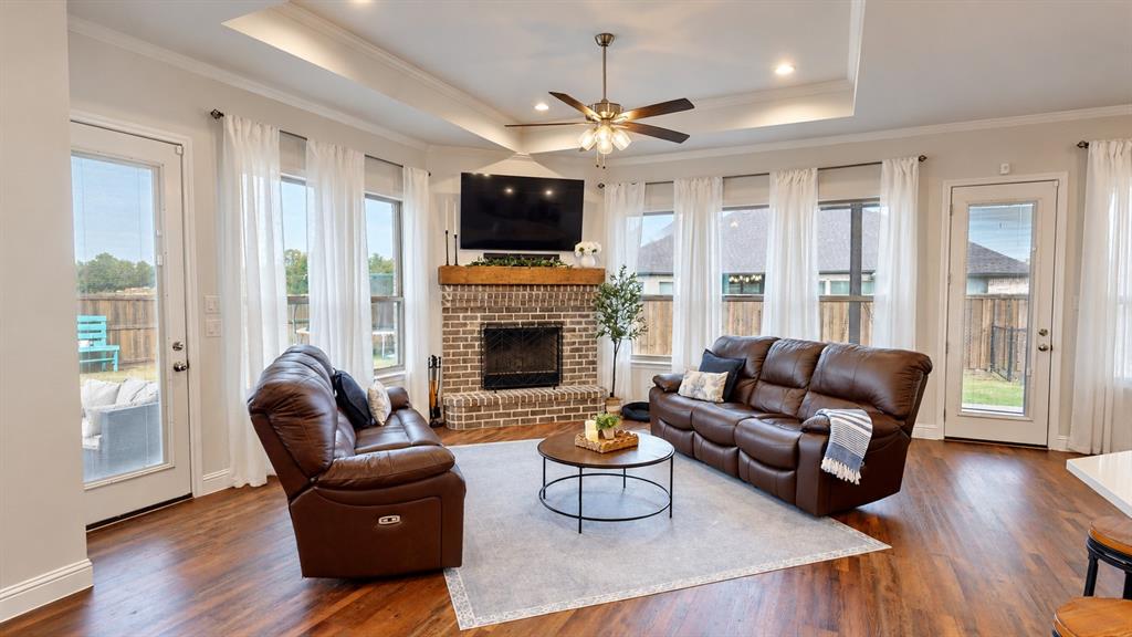 901 Blaine Street, Athens, TX 75751