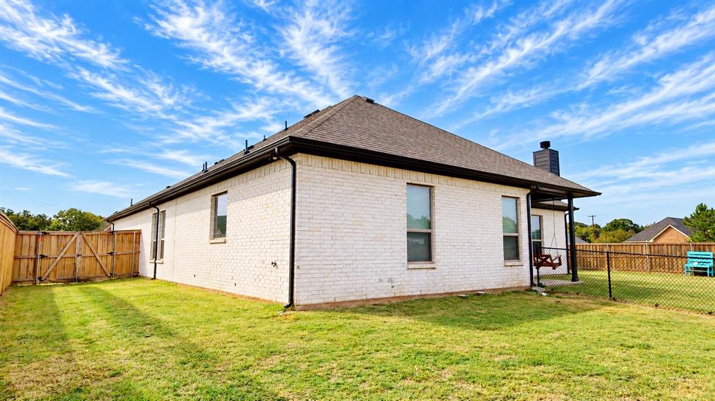 901 Blaine Street, Athens, TX 75751
