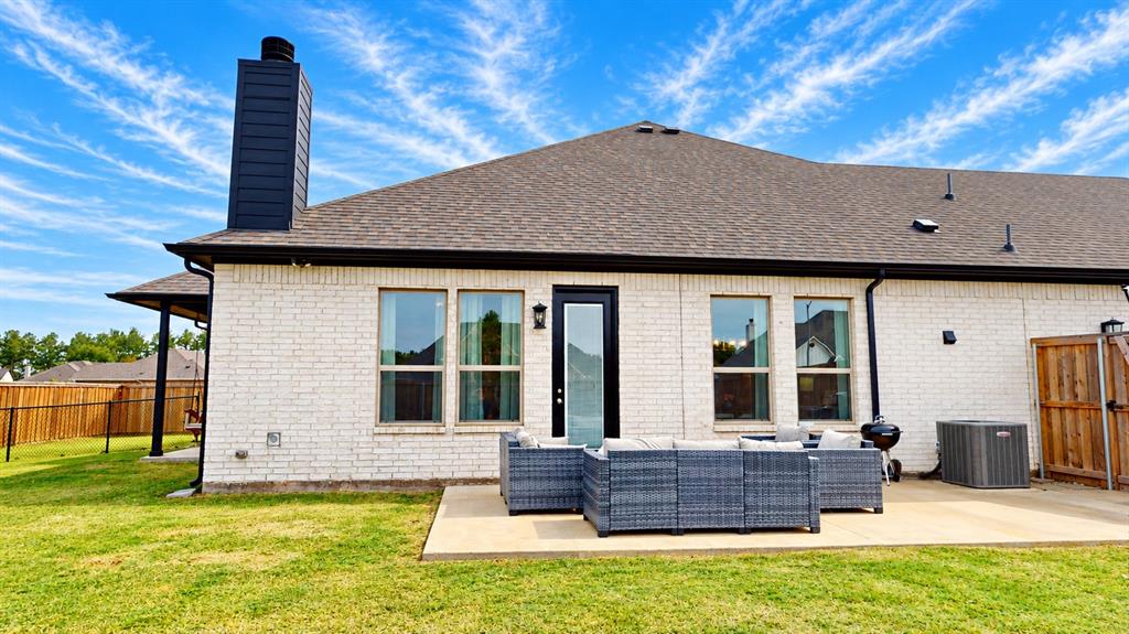 901 Blaine Street, Athens, TX 75751