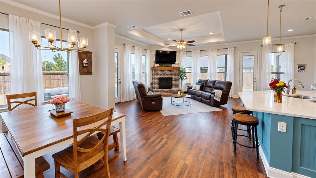 901 Blaine Street, Athens, TX 75751