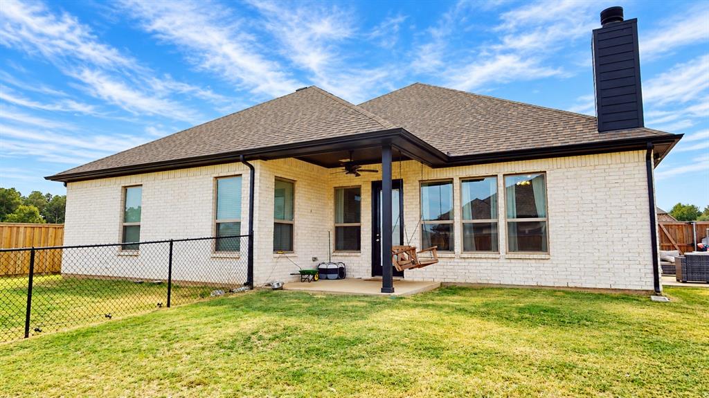 901 Blaine Street, Athens, TX 75751