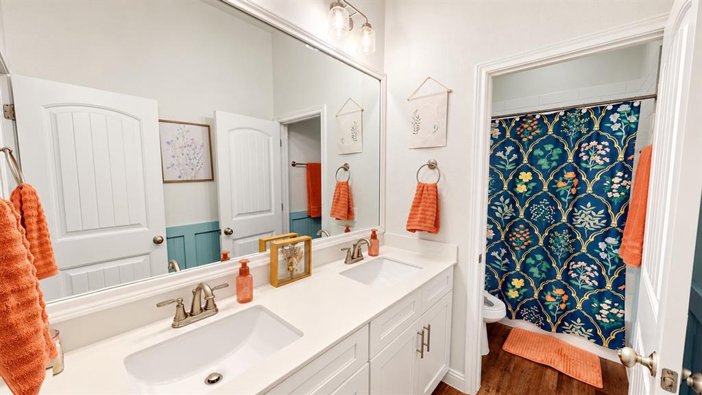 901 Blaine Street, Athens, TX 75751