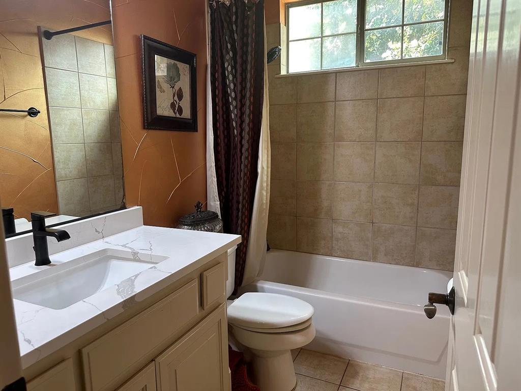 8013 Sutherland Lane, Plano, TX 75025