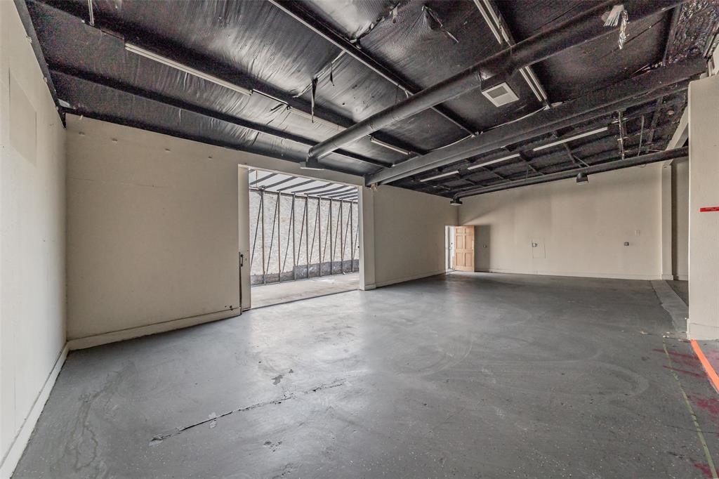 4831 W Davis Street, Dallas, TX 75211